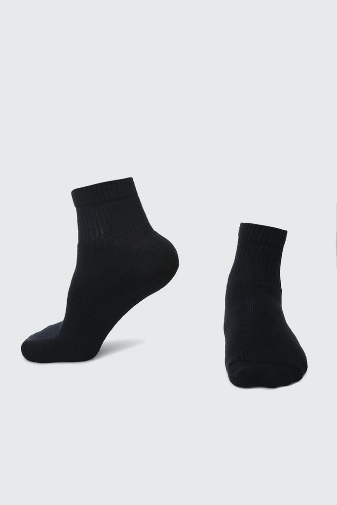 Men Assorted Solid Socks