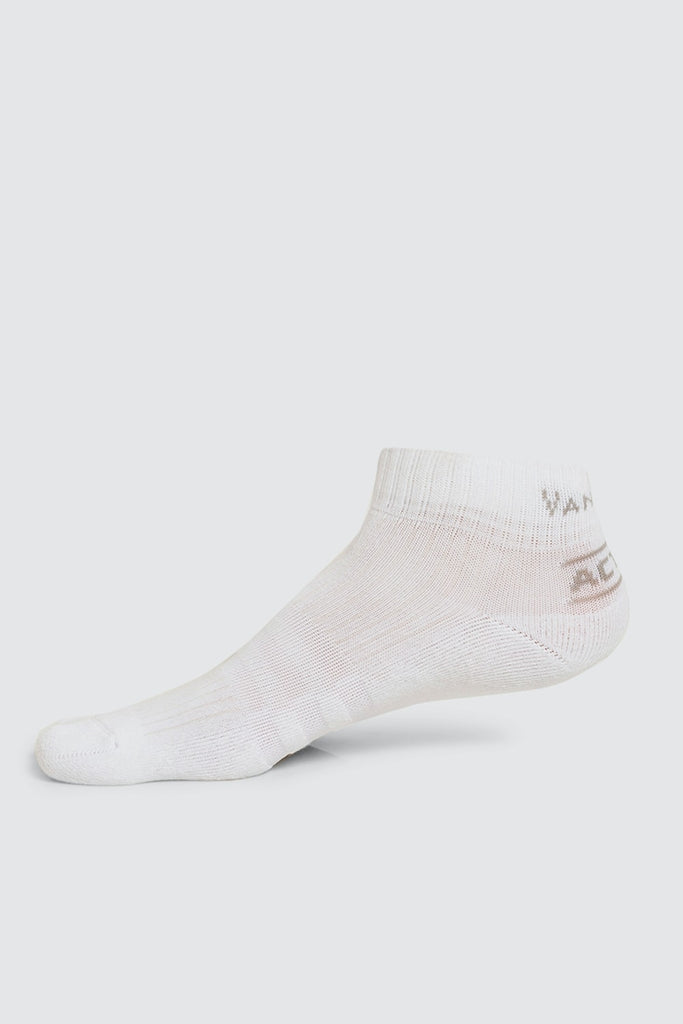 Men White Solid Socks