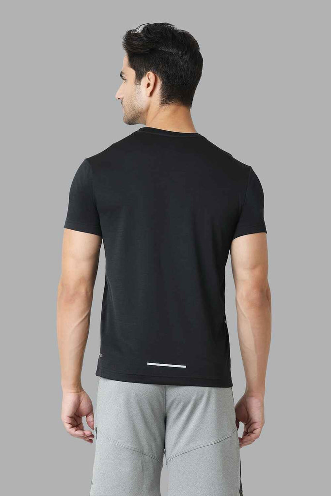 Men active T-shirt