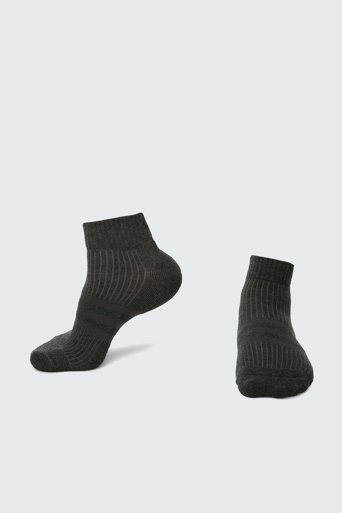Men Assorted Solid Socks