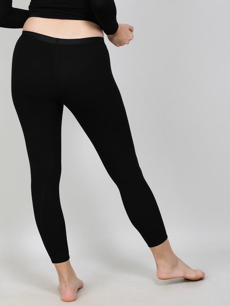 Black JOCKEY Women's Soft Touch Fleece Fabric Leggings.