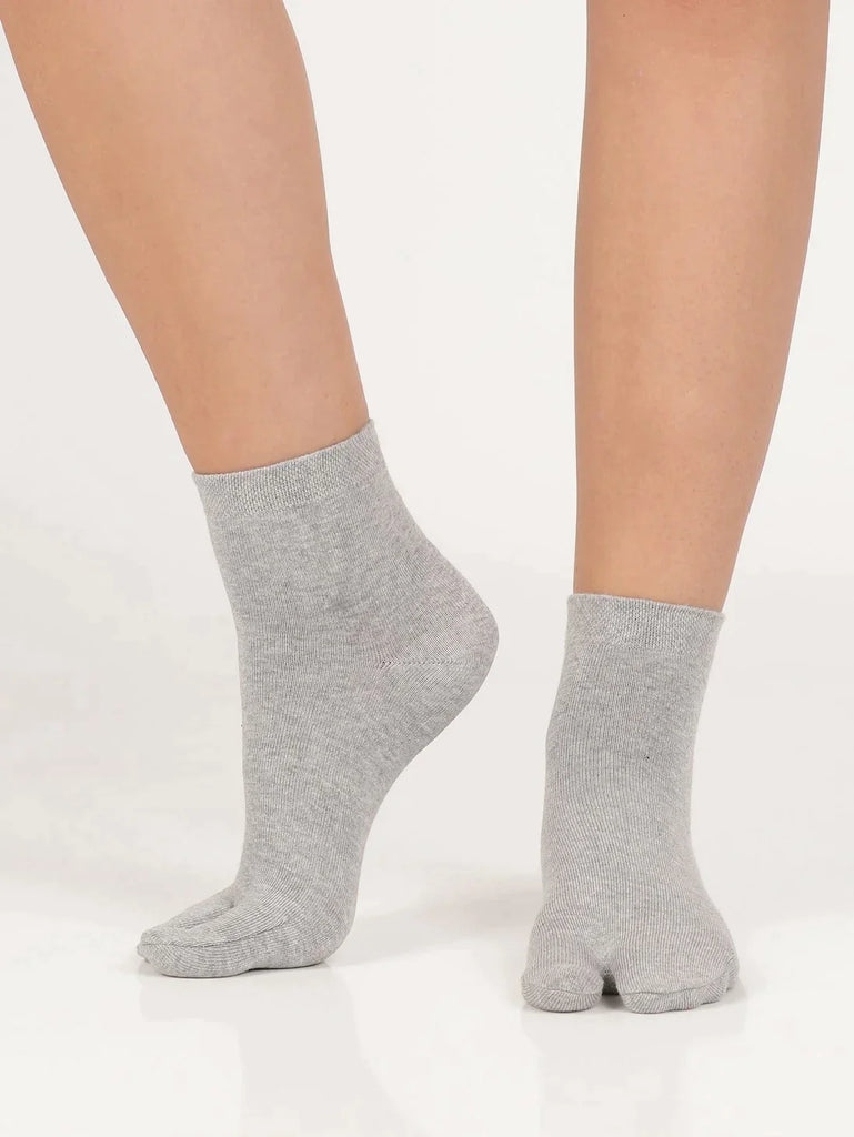 Grey Melange Jockey Women's Compact Cotton Stretch Toe Socks with Stay Fresh Treatment