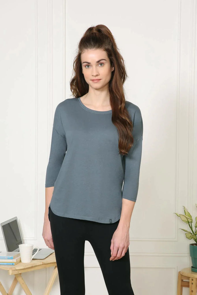 GRAPHITE VANHEUSEN WOMEN's MODERN 3/4TH SLEEVE TEE