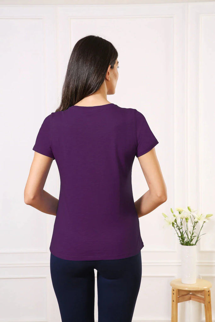 GRAPE VANHEUSEN Women's V Neck Tee