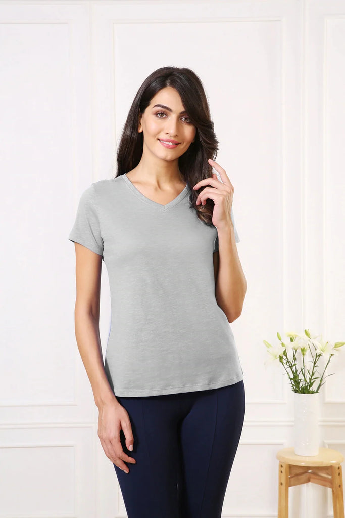 GREY MELANGE VANHEUSEN Women's V Neck Tee