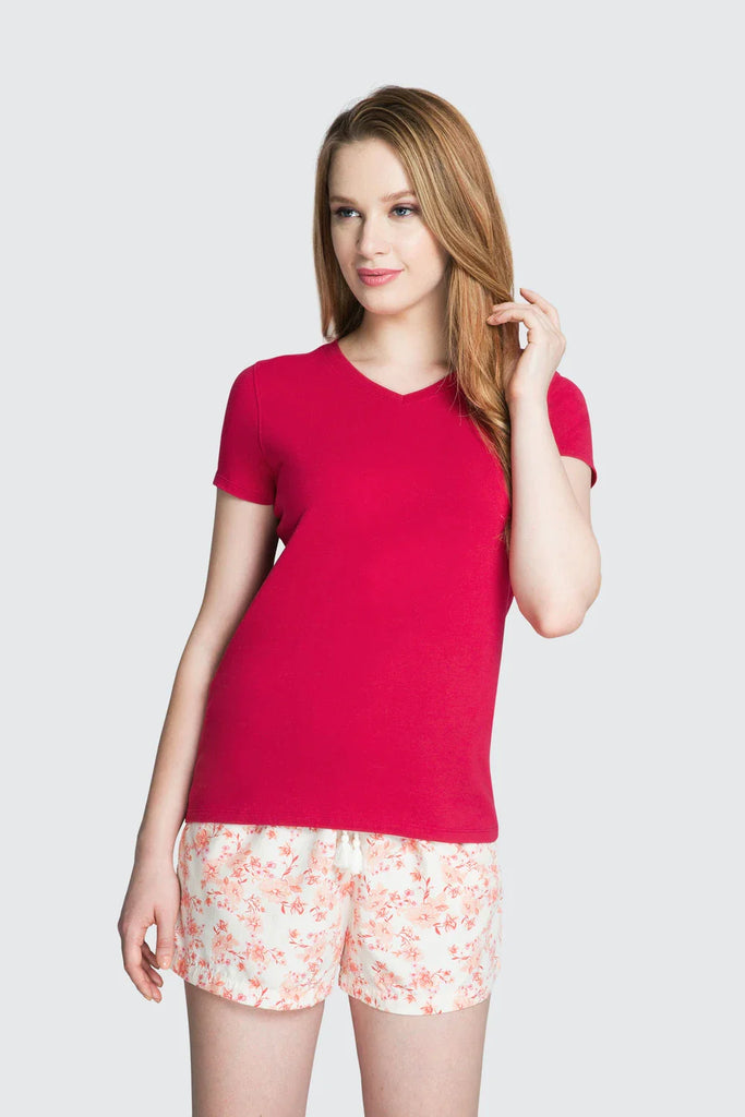 RED VANHEUSEN Women's V Neck Tee