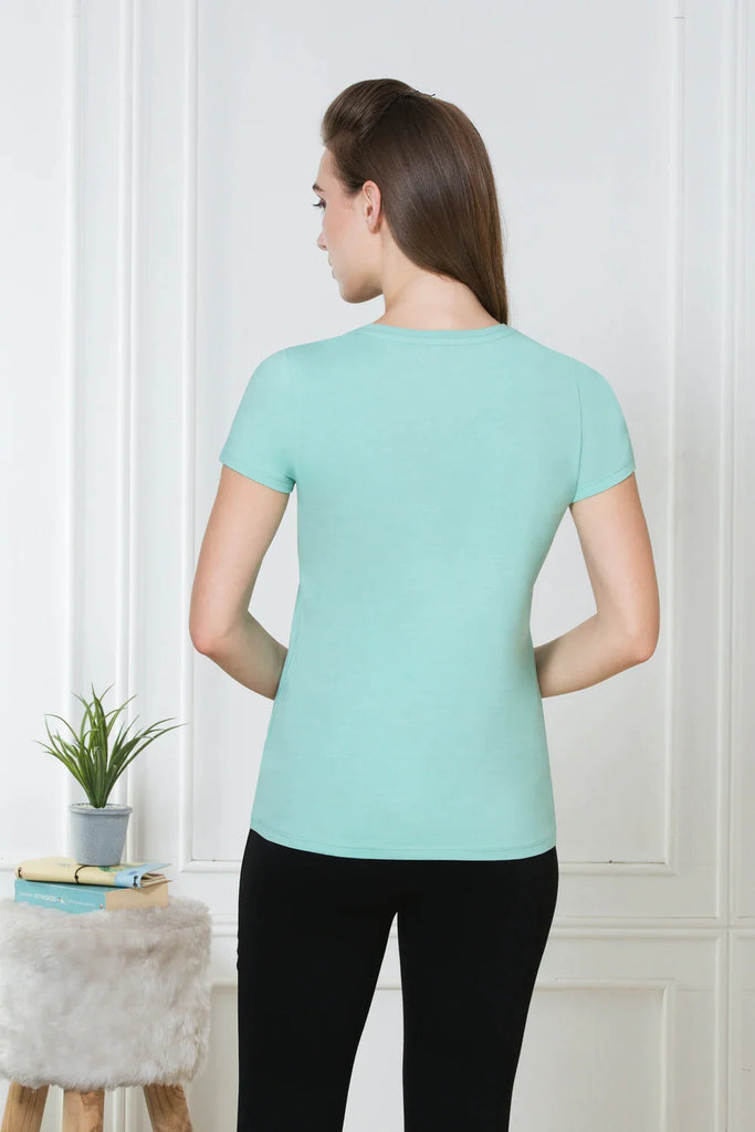 GREEN 2 VAN HEUSEN WOMEN's PRINTED V NECK TEE