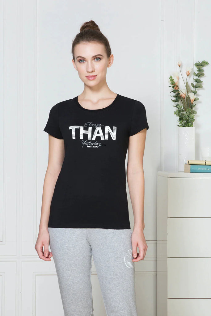 BLACK 2 VAN HEUSEN WOMEN's PRINTED CREW NECK TEE