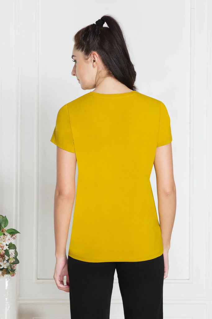 YELLOW VANHEUSEN Women's V Neck Tee