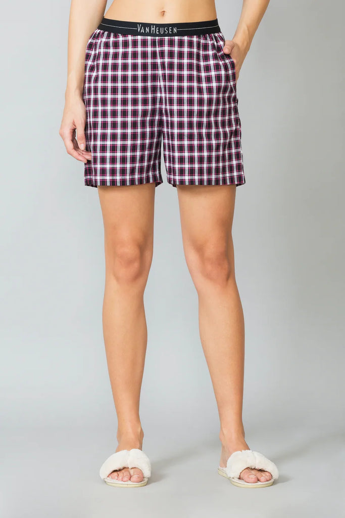 BLACK VAN HEUSEN women's checkered Shorts