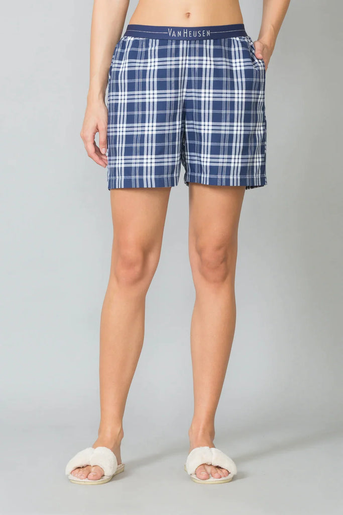 BLUE 2 VAN HEUSEN women's checkered Shorts