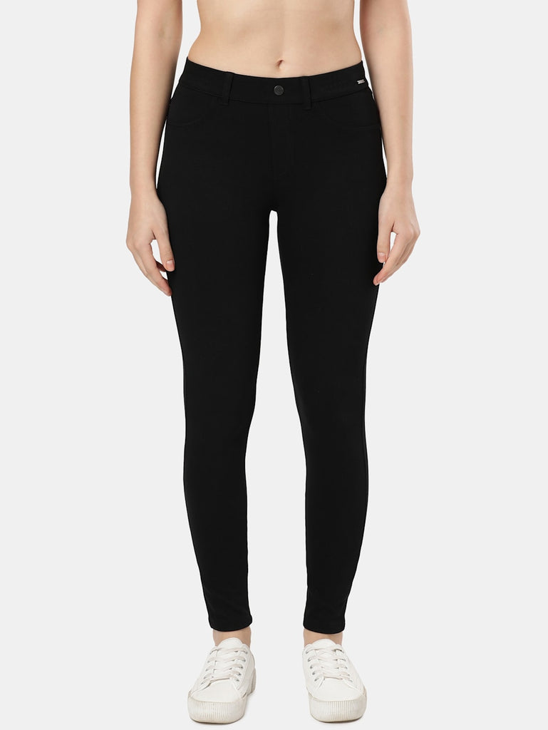 Black JOCKEY Women's Rich Slim Fit Jeggings.