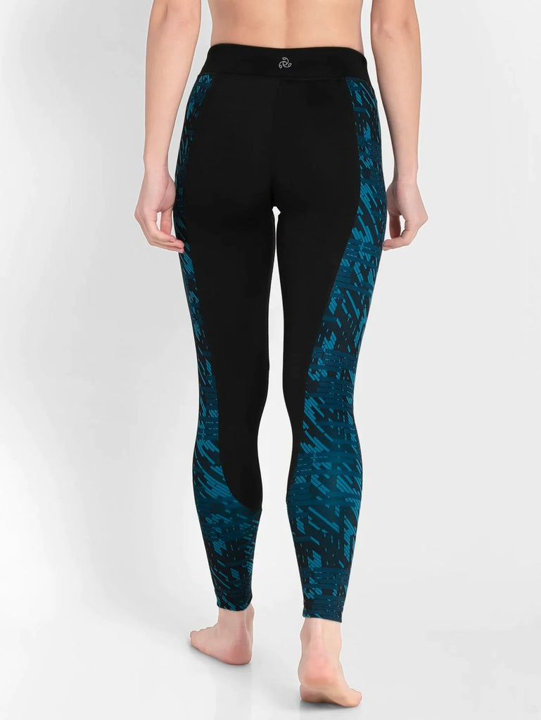 Black JOCKEY Women's Printed Performance Leggings.