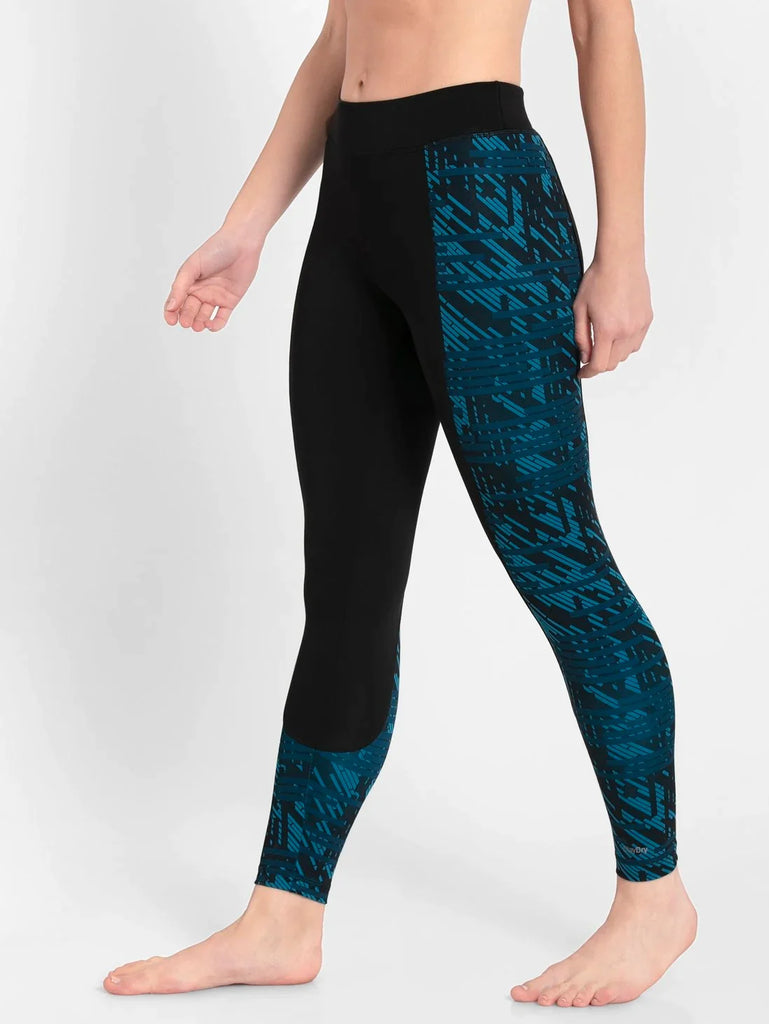 Black JOCKEY Women's Printed Performance Leggings.