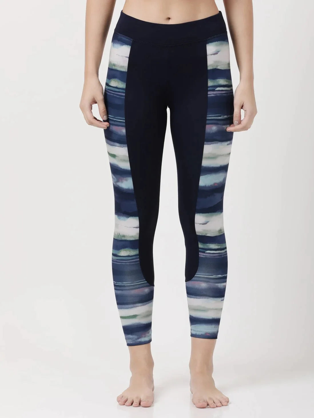 Buy Jockey Easy Movement Leggings - Black Melange at Rs.1589 online |  Activewear online