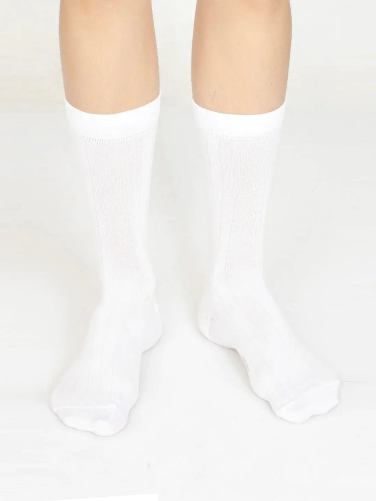 White Jockey Men's Mercerized Cotton Crew Length Socks With Stay Fresh Treatment