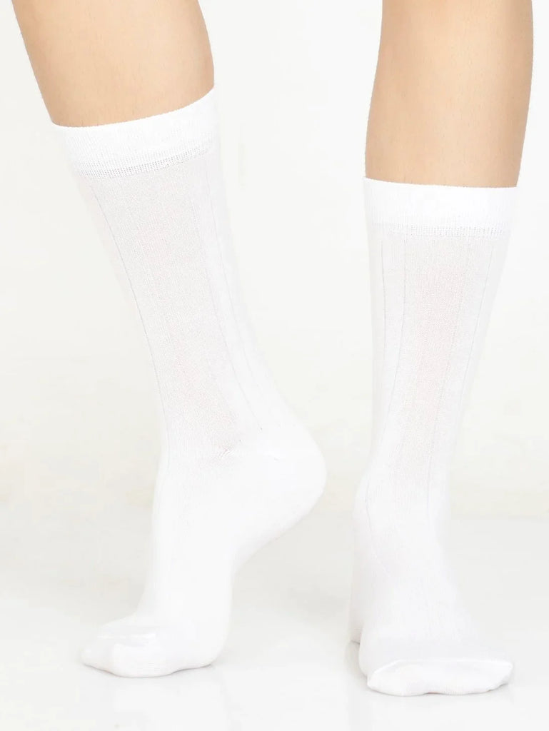 White  Jockey Men's Mercerized Cotton Crew Length Socks With Stay Fresh Treatment